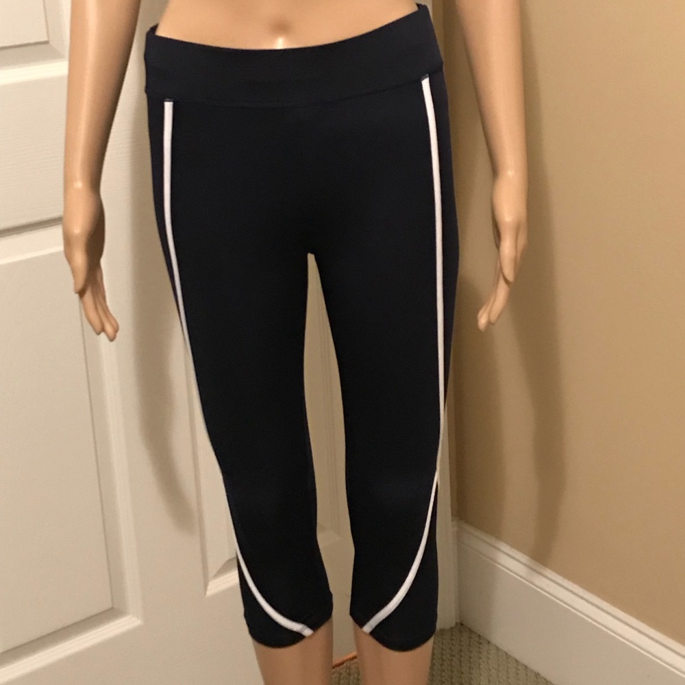High waist women’s compression Capri yoga pants